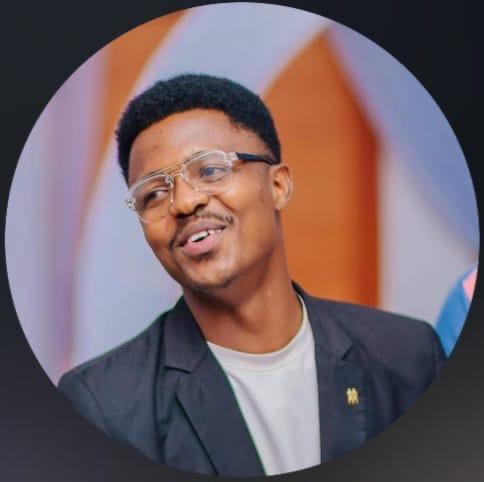 Senior {Full Stack} Software Engineer